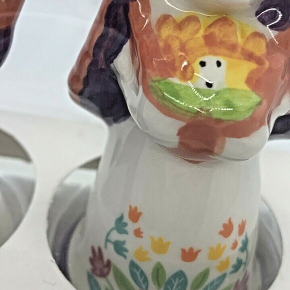 Halloween & Dia De Los Muertos Bride & Groom Salt & Pepper Shaker Set - Picture 11 of 12